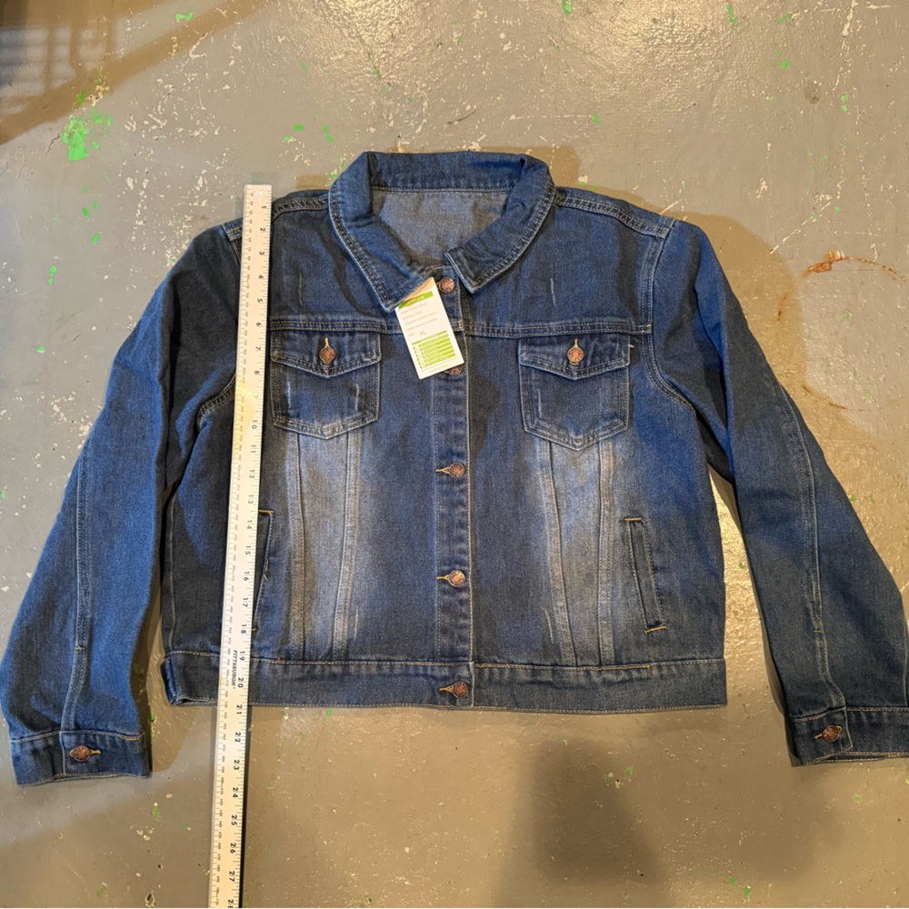 women’s Blue Denim Jacket new with tags